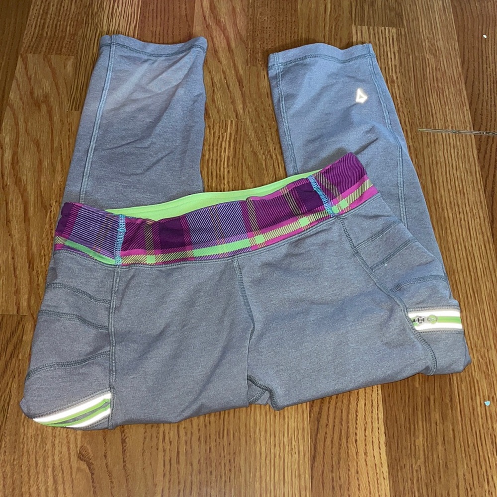 LULULEMON IVIVVA LEGGINGS